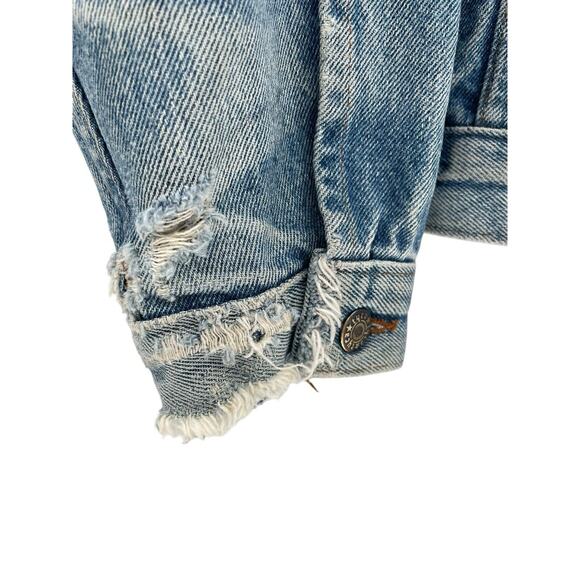 TYCA USA Eagle Jean Jacket Size XL Distressed Blue Denim Embossed Logo Trucker - Picture 9 of 15